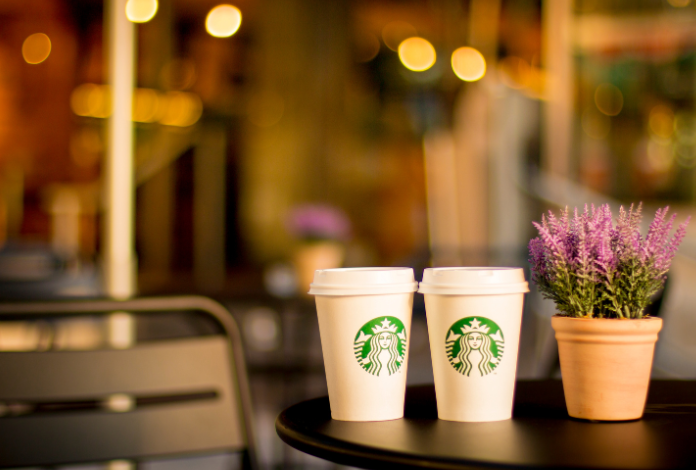 История Starbucks: путь от кофейни к победе над конкурентами